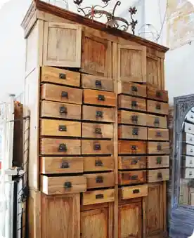 Archivio Parrocchiale e Diocesano e Registri Religiosi